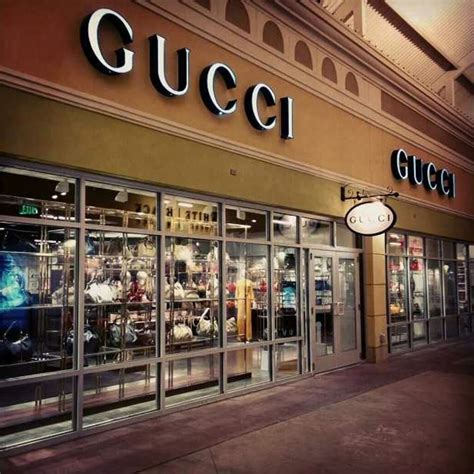 Gucci stores near me online